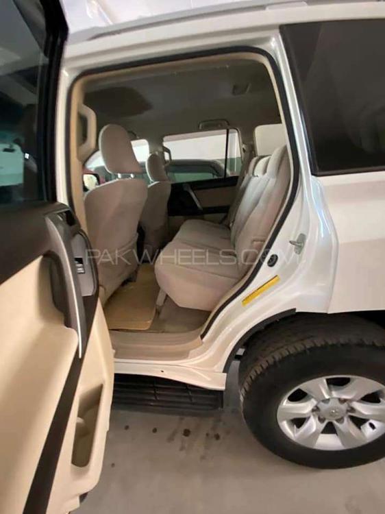 Toyota Prado 2010 for Sale in Gujranwala Toyota Prado 2010 for Sale in Gujranwala Image-6