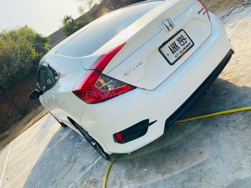 Honda Civic 2018 for Sale in Rawalpindi Honda Civic 2018 for Sale in Rawalpindi Image-5