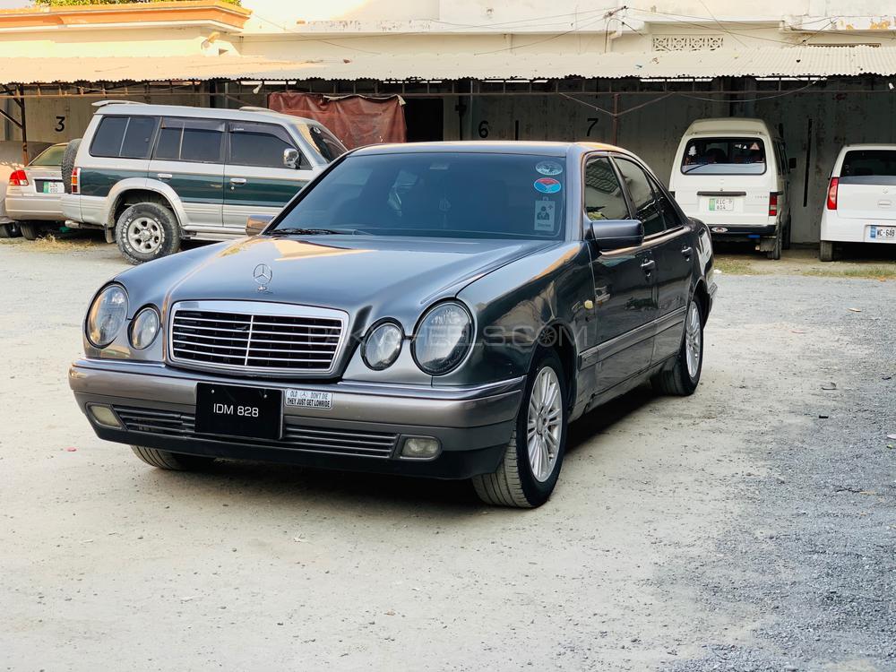 Mercedes Benz E Class 1996 for Sale in Haripur Image-1