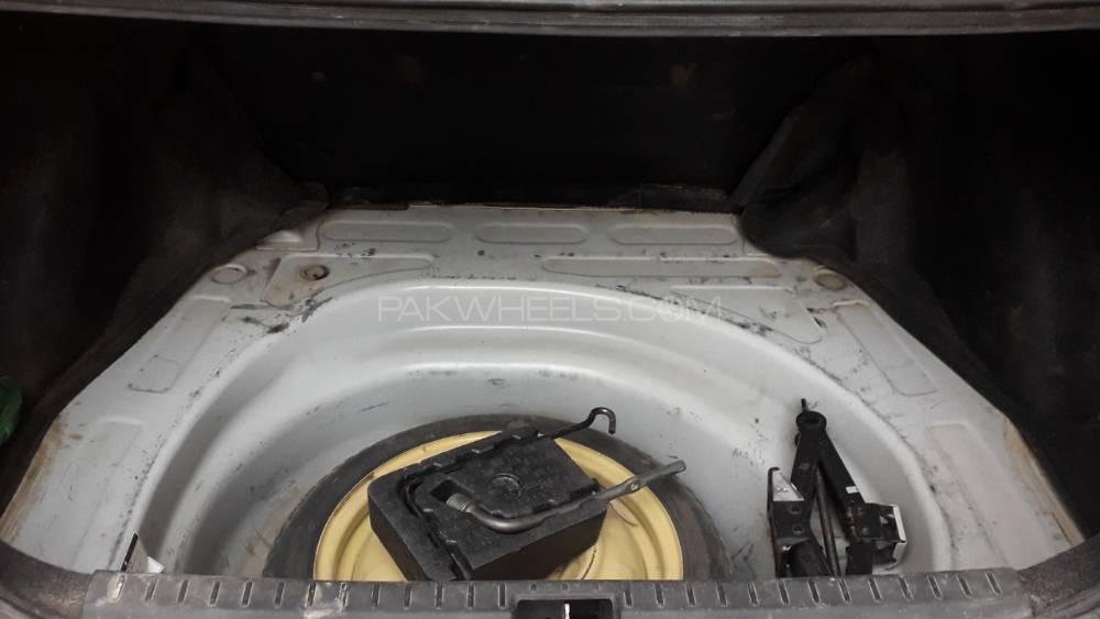 Toyota Corolla 2004 for Sale in Peshawar Toyota Corolla 2004 for Sale in Peshawar Image-13