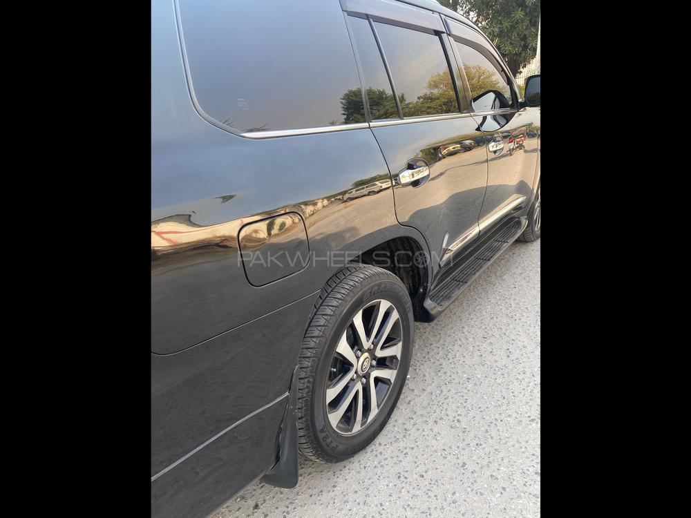 Toyota Land Cruiser 2010 for Sale in Islamabad Toyota Land Cruiser 2010 for Sale in Islamabad Image-4