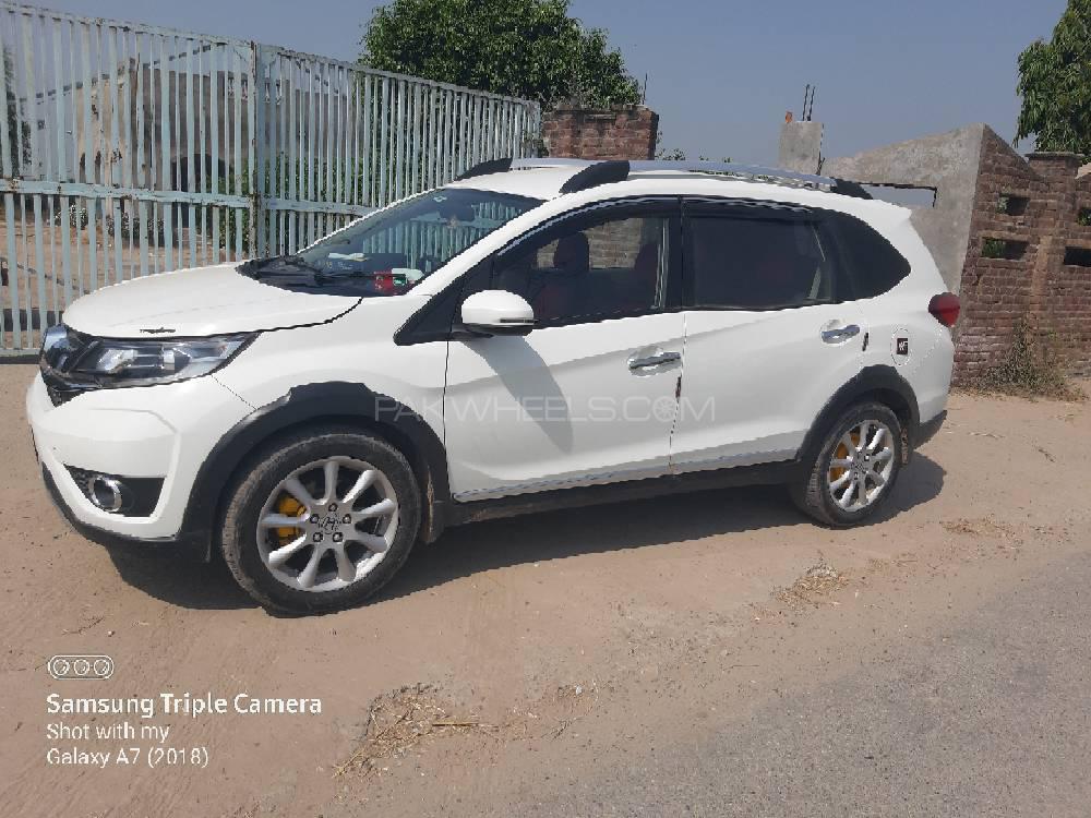Honda BR-V 2017 for Sale in Qila Deedar Singh Image-1