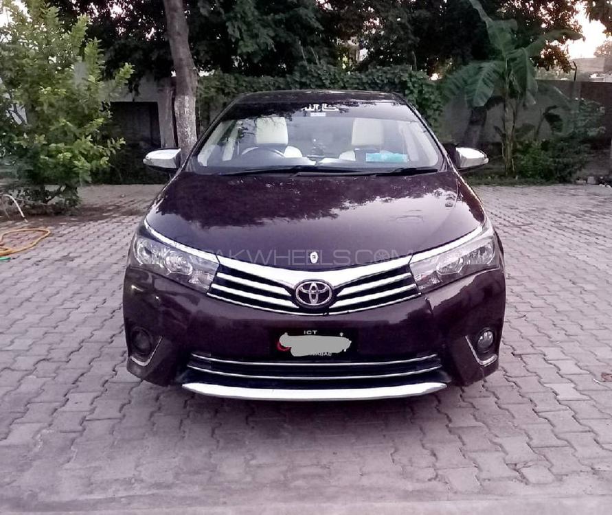 Toyota Corolla 2014 for Sale in Kohat Image-1