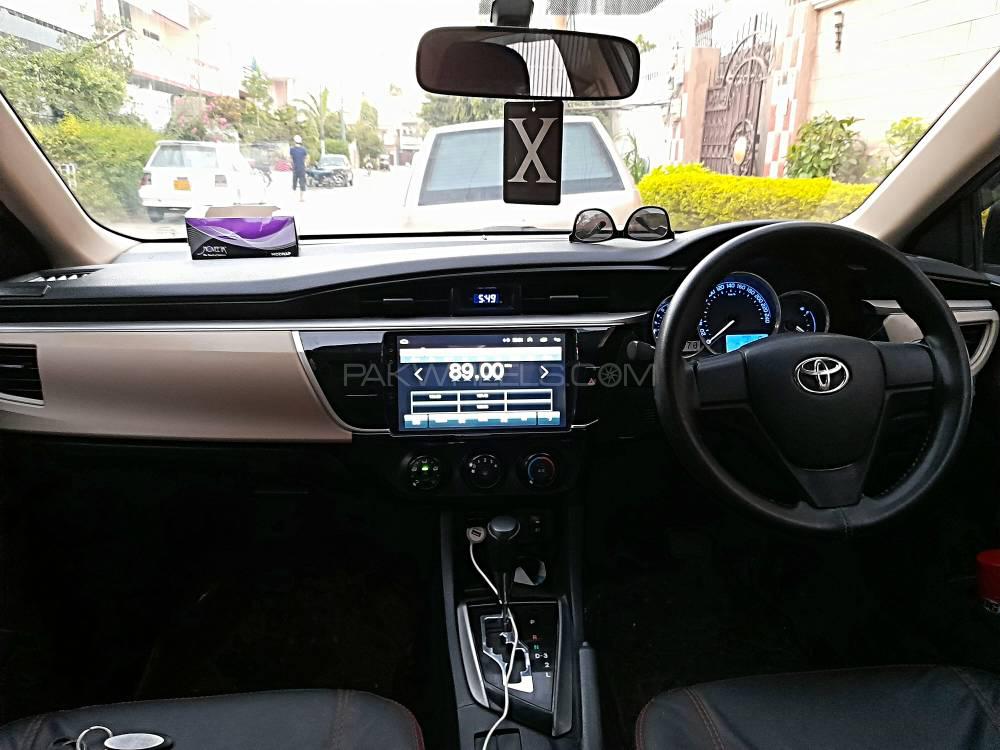 Toyota Corolla 2015 for Sale in Karachi Toyota Corolla 2015 for Sale in Karachi Image-9