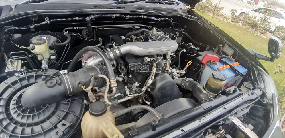 Toyota Hilux 2015 for Sale in Peshawar Toyota Hilux 2015 for Sale in Peshawar Image-7