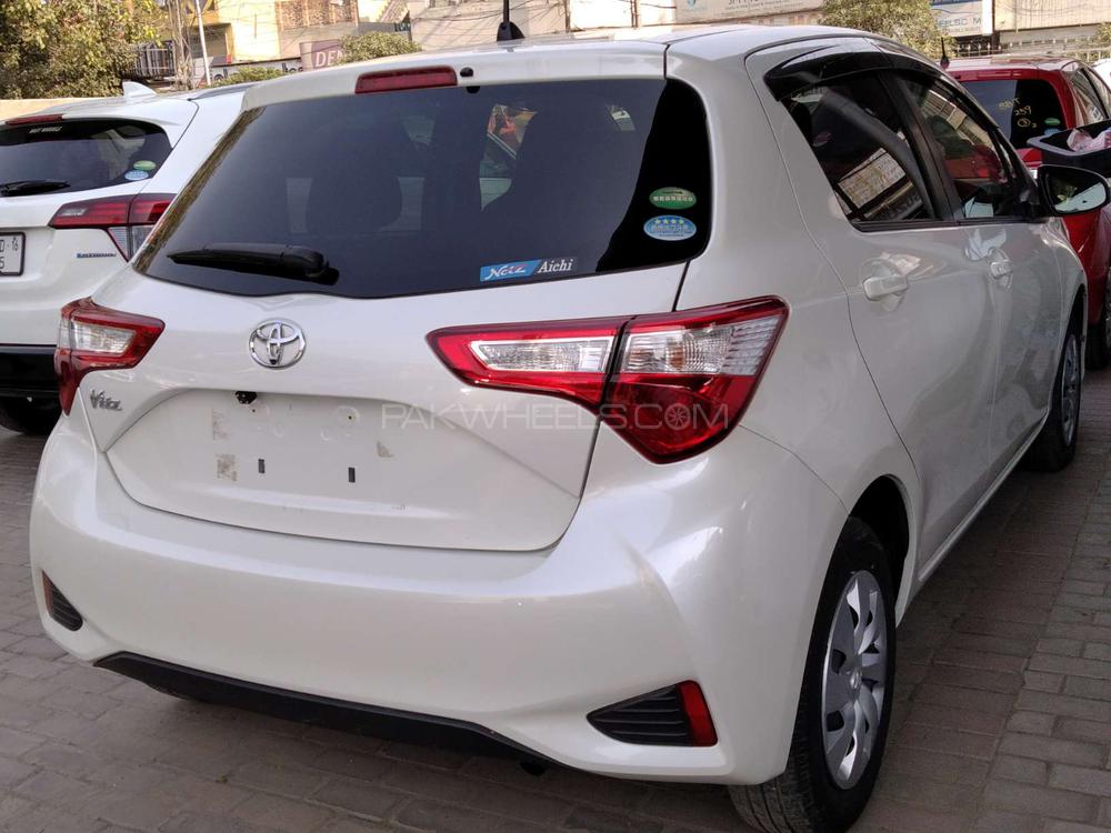 Toyota Vitz 2017 for Sale in Lahore Toyota Vitz 2017 for Sale in Lahore Image-12