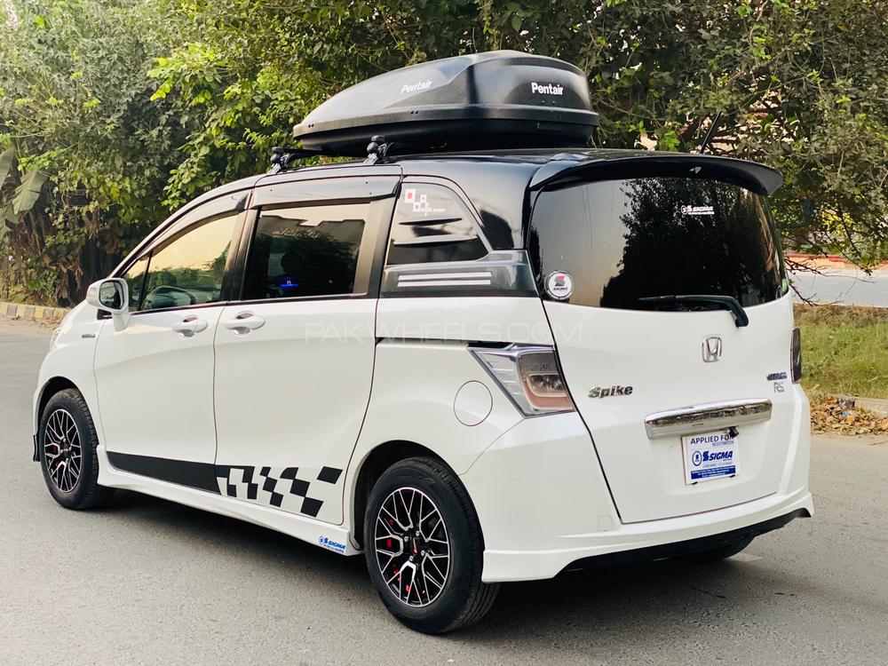 Honda Freed 2013 for Sale in Lahore Honda Freed 2013 for Sale in Lahore Image-7