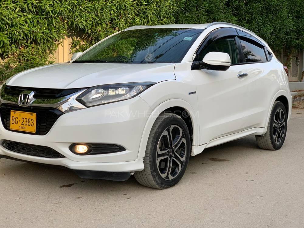 Honda Vezel 2014 for Sale in Karachi Honda Vezel 2014 for Sale in Karachi Image-3