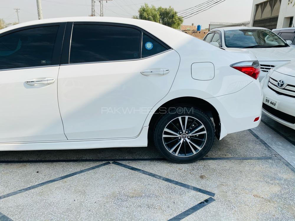 Toyota Corolla 2019 for Sale in Peshawar Toyota Corolla 2019 for Sale in Peshawar Image-7