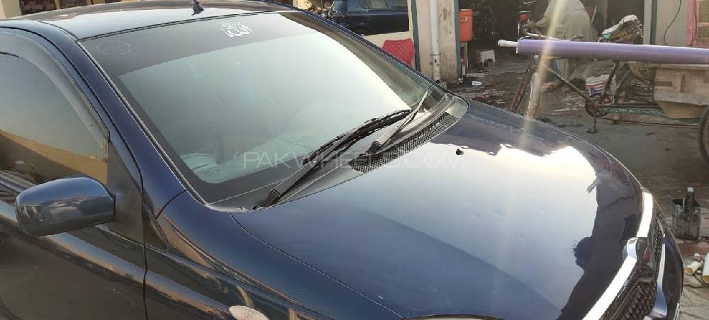 Toyota Vitz 2000 for Sale in Dera ismail khan Image-1