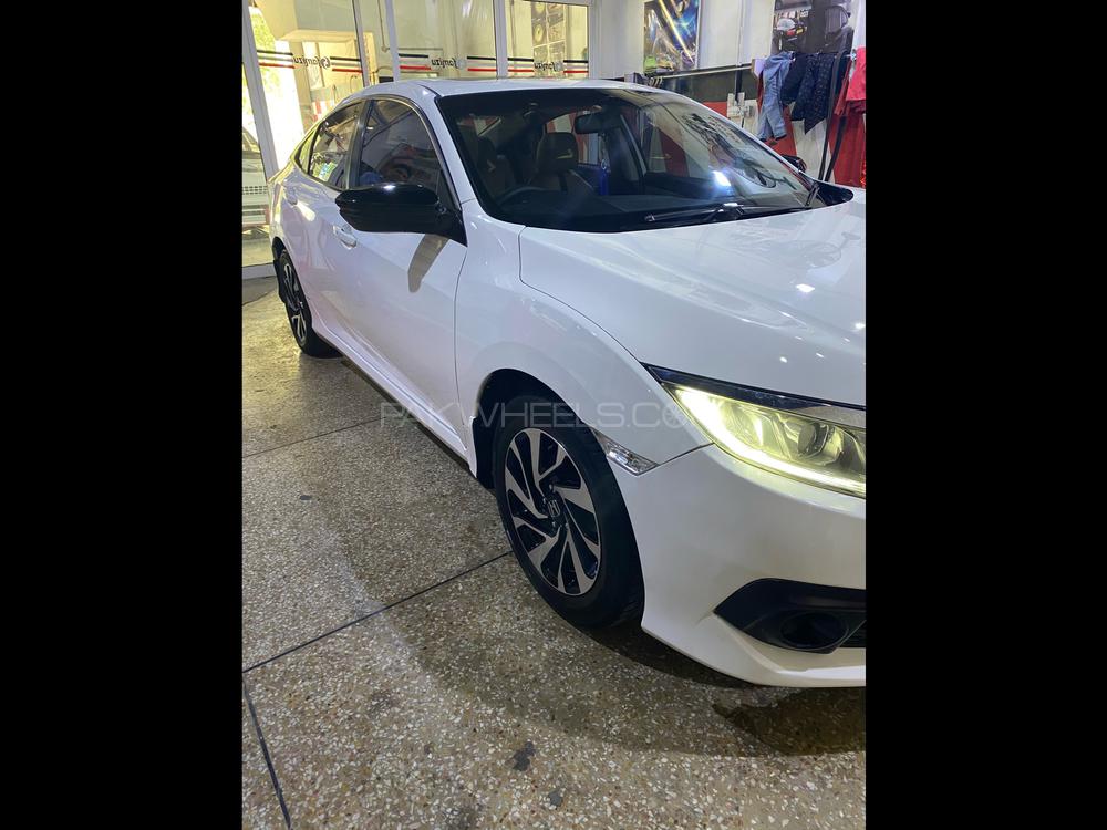 Honda Civic 2017 for Sale in Faisalabad Honda Civic 2017 for Sale in Faisalabad Image-8