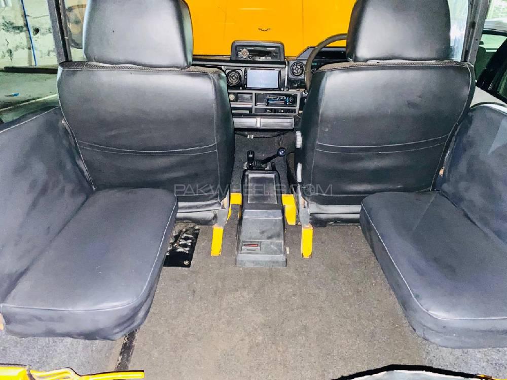 Jeep CJ 5 1976 for Sale in Hafizabad Jeep CJ 5 1976 for Sale in Hafizabad Image-9