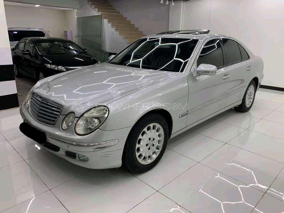 Mercedes Benz E Class 2004 for Sale in Rawalpindi Image-1