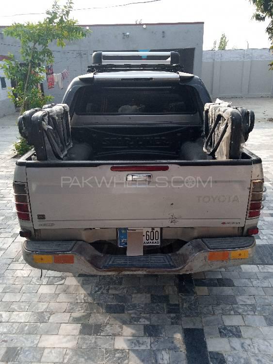 ٹویوٹا ہائیلکس 2002 for Sale in صوابی ٹویوٹا ہائیلکس 2002 for Sale in صوابی Image-2