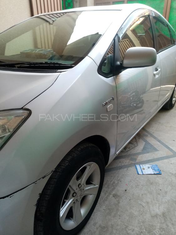 Toyota Prius 2008 for Sale in Peshawar Toyota Prius 2008 for Sale in Peshawar Image-11