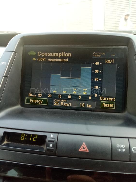 Toyota Prius 2008 for Sale in Peshawar Toyota Prius 2008 for Sale in Peshawar Image-13