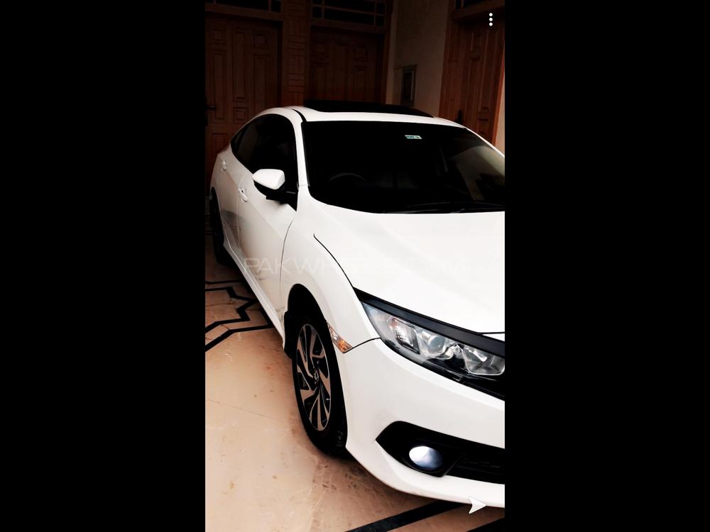 ہونڈا سوک 2018 for Sale in اسلام آباد ہونڈا سوک 2018 for Sale in اسلام آباد Image-2