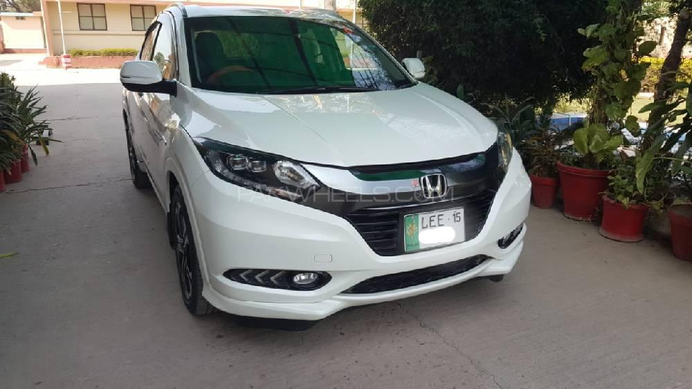 Honda Vezel 2015 for Sale in Okara Image-1