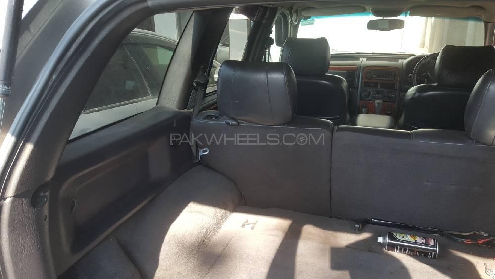 Jeep Cherokee 2001 for Sale in Lahore Jeep Cherokee 2001 for Sale in Lahore Image-13