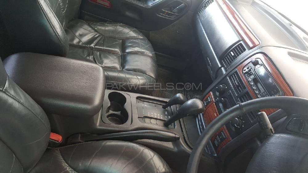 Jeep Cherokee 2001 for Sale in Lahore Jeep Cherokee 2001 for Sale in Lahore Image-11