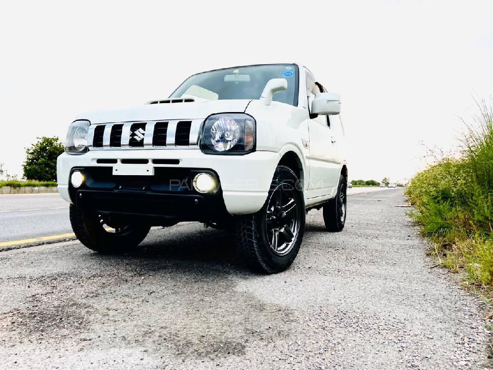 Suzuki Jimny 2015 for Sale in Murree Suzuki Jimny 2015 for Sale in Murree Image-11