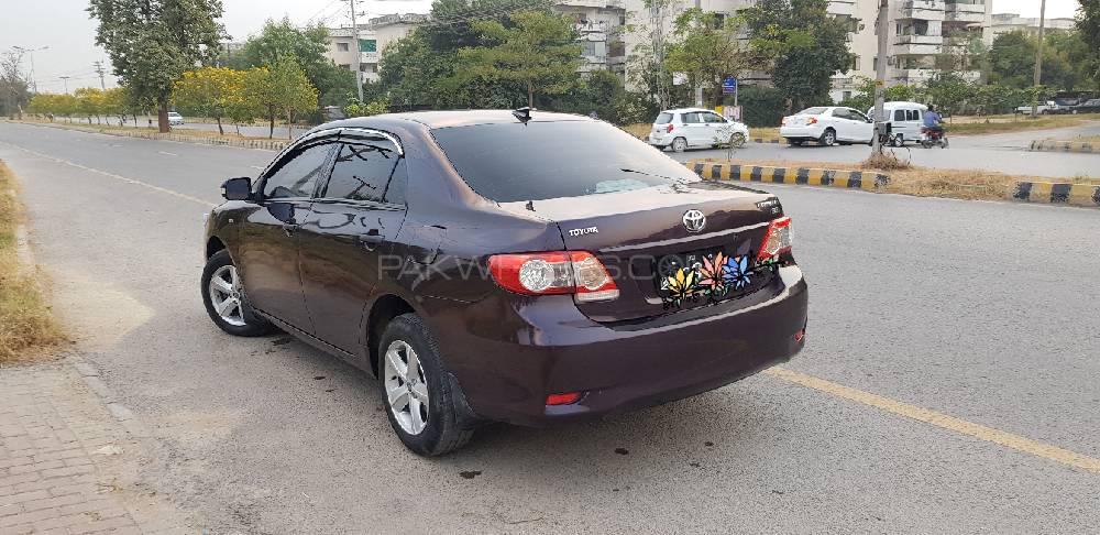 Toyota Corolla 2013 for Sale in Islamabad Image-1