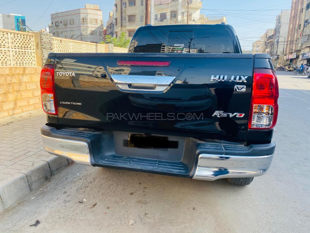 Toyota Hilux 2019 for Sale in Karachi Toyota Hilux 2019 for Sale in Karachi Image-5
