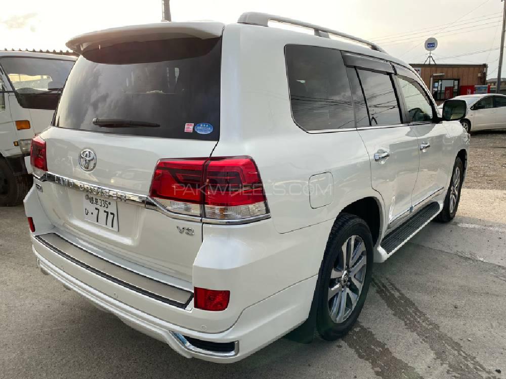 Toyota Land Cruiser 2016 for Sale in Karachi Toyota Land Cruiser 2016 for Sale in Karachi Image-8