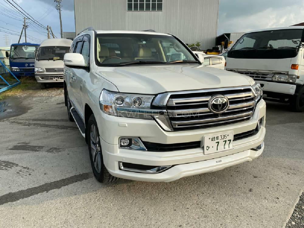 Toyota Land Cruiser 2016 for Sale in Karachi Toyota Land Cruiser 2016 for Sale in Karachi Image-3