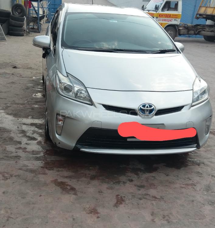 Toyota Prius 2014 for Sale in Peshawar Image-1