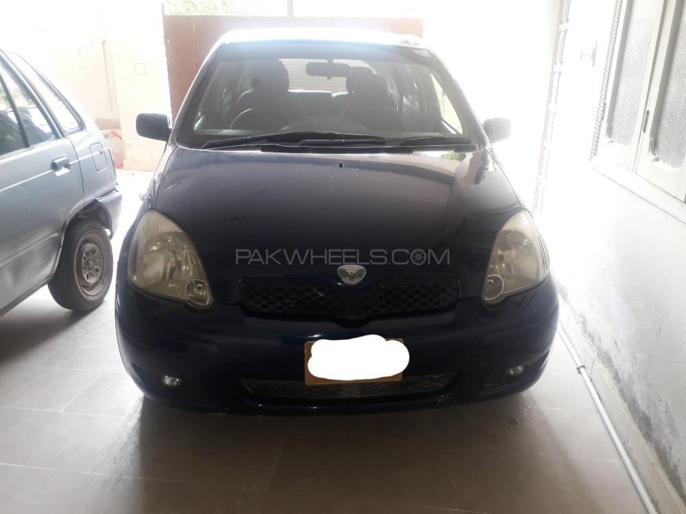 Toyota Vitz 2003 for Sale in Karachi Image-1