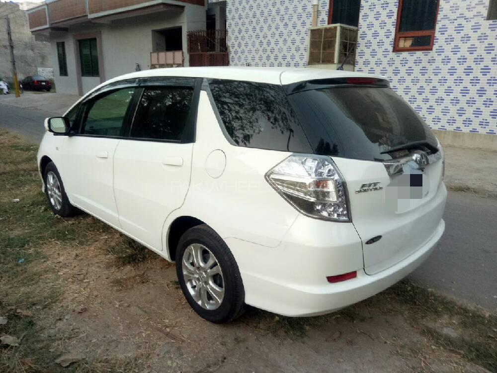 Honda Fit 2012 for Sale in Lahore Honda Fit 2012 for Sale in Lahore Image-17