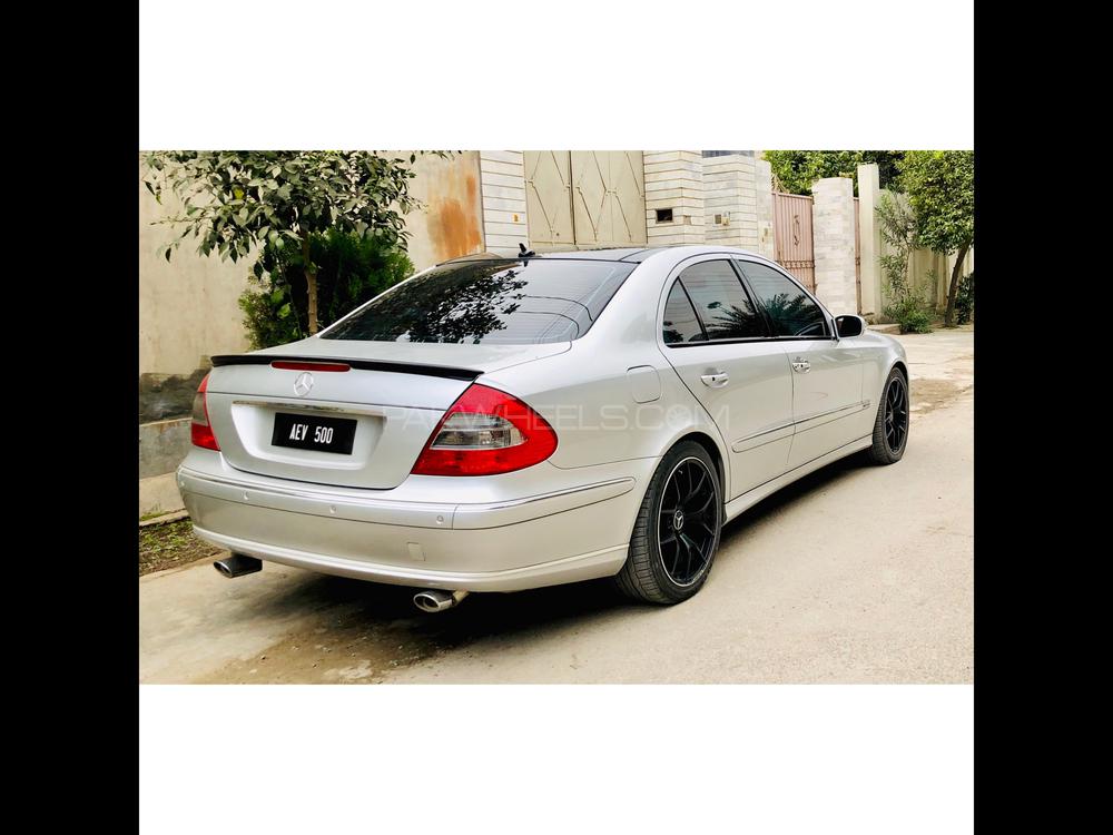 Mercedes Benz E Class 2003 for Sale in Peshawar Mercedes Benz E Class 2003 for Sale in Peshawar Image-3