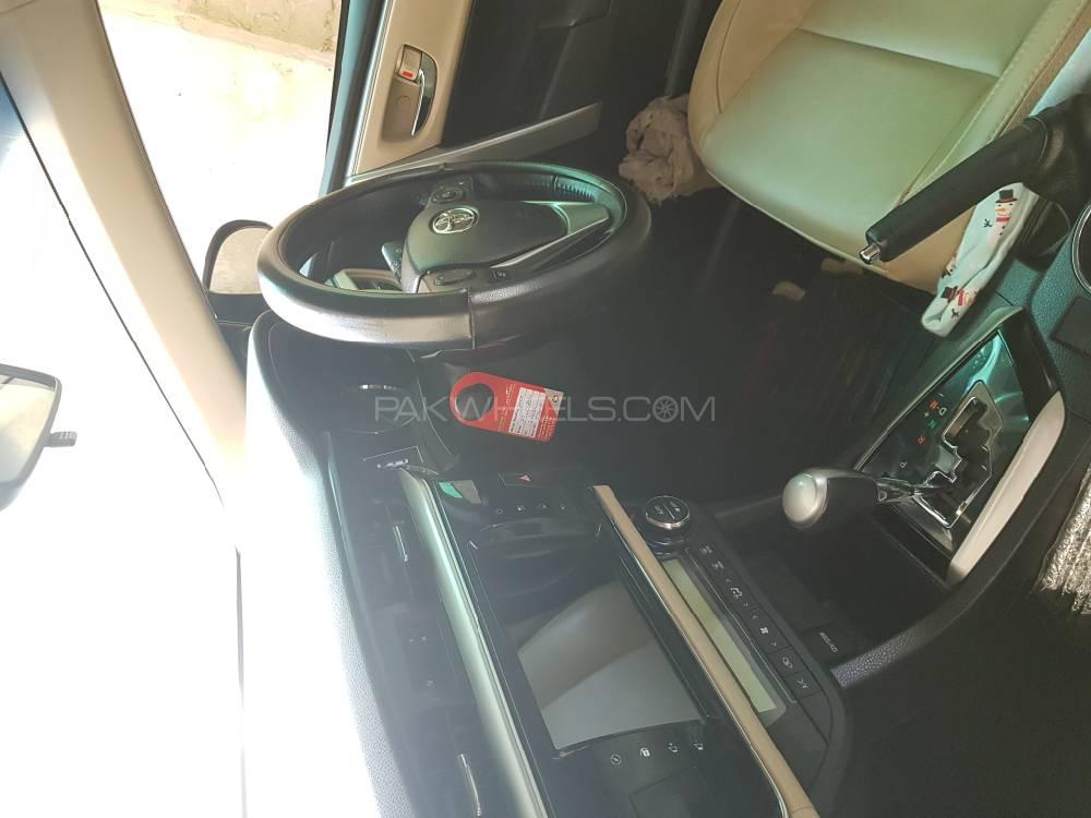 Toyota Corolla 2018 for Sale in Islamabad Toyota Corolla 2018 for Sale in Islamabad Image-6