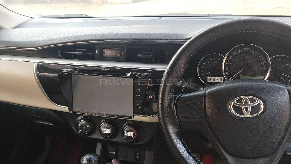 Toyota Corolla 2016 for Sale in Sadiqabad Toyota Corolla 2016 for Sale in Sadiqabad Image-6