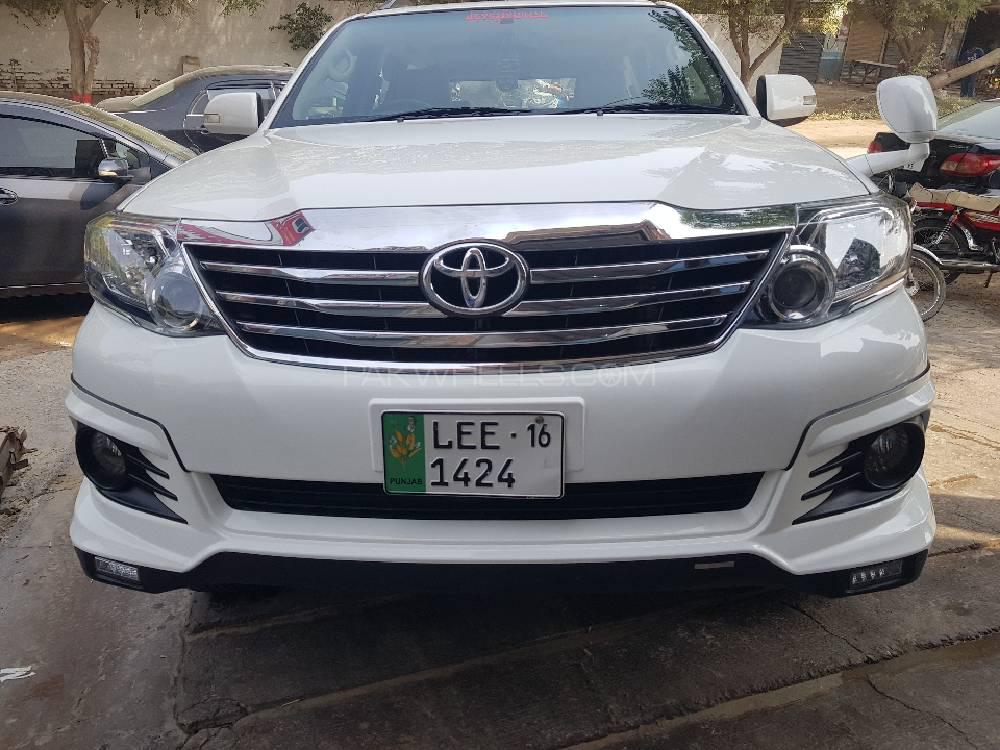 Toyota Fortuner 2016 for Sale in Kharian Image-1