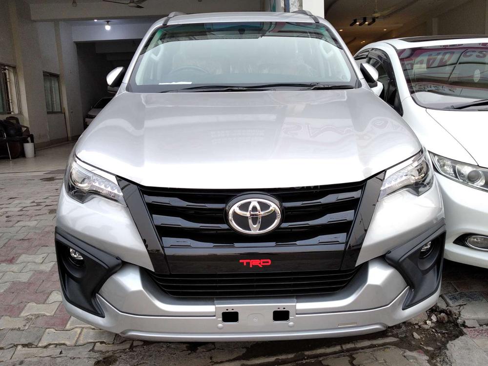 Toyota Fortuner 2020 for Sale in Lahore Image-1