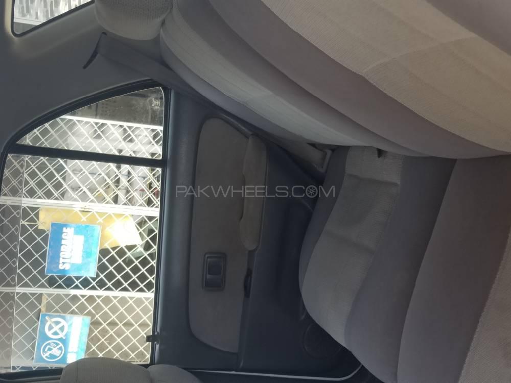 ٹویوٹا سرف 2001 for Sale in پشاور ٹویوٹا سرف 2001 for Sale in پشاور Image-8