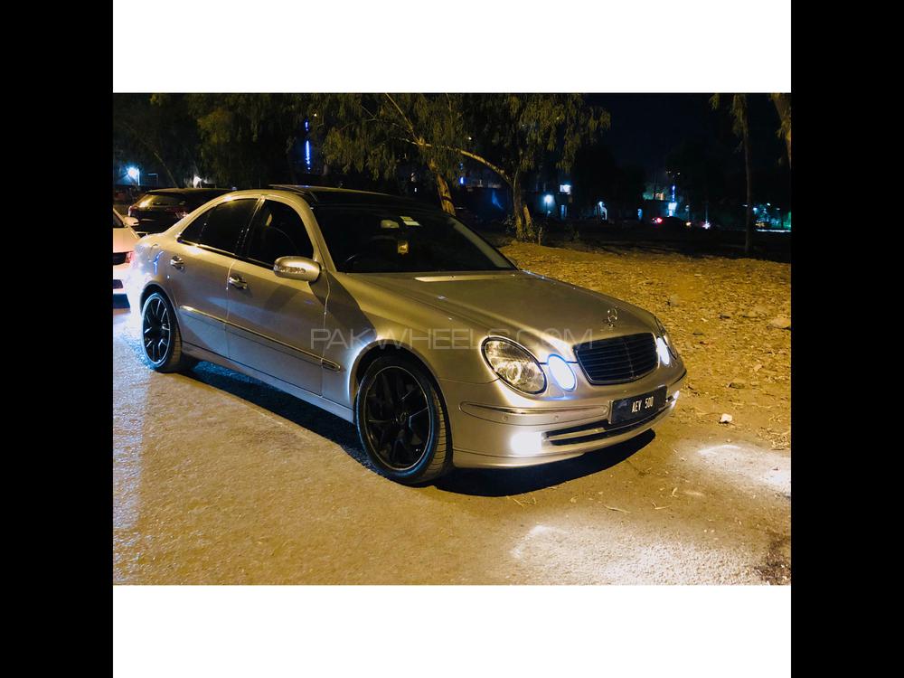 Mercedes Benz E Class 2003 for Sale in Peshawar Mercedes Benz E Class 2003 for Sale in Peshawar Image-9
