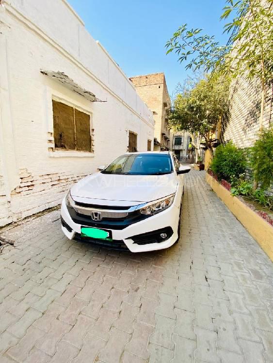 Honda Civic 2018 for Sale in Peshawar Image-1