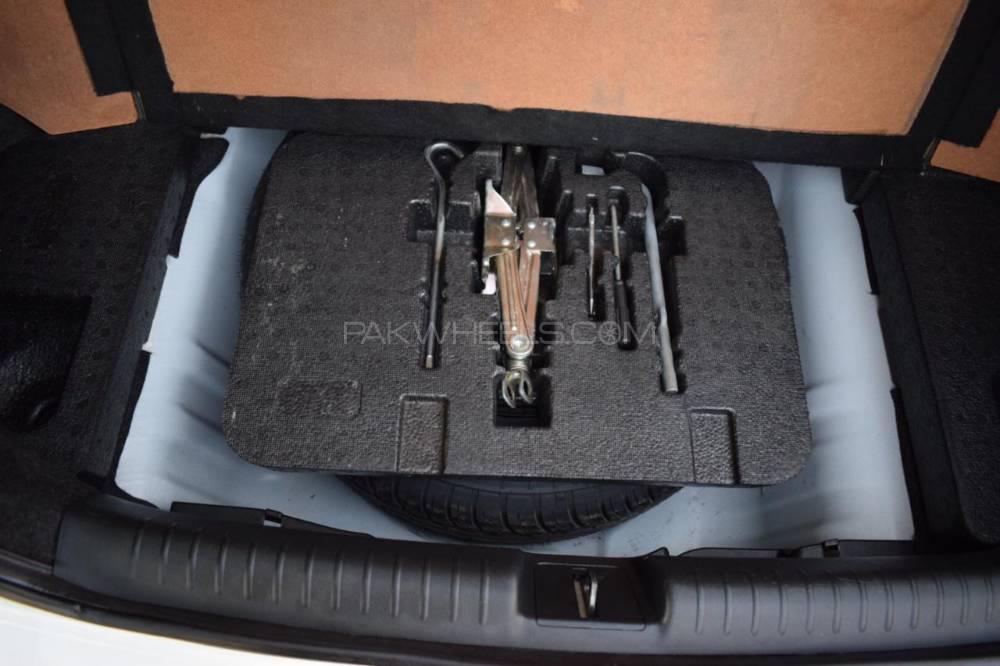 Honda Civic 2014 for Sale in Islamabad Honda Civic 2014 for Sale in Islamabad Image-15