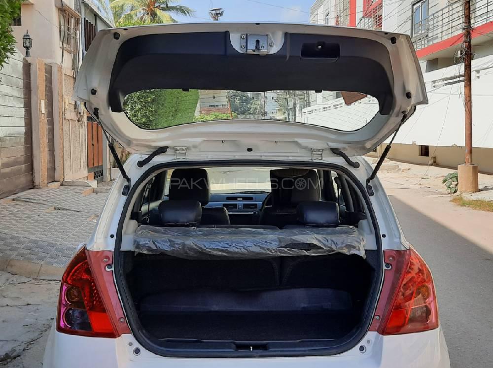 Suzuki Swift 2018 for Sale in Karachi Suzuki Swift 2018 for Sale in Karachi Image-9