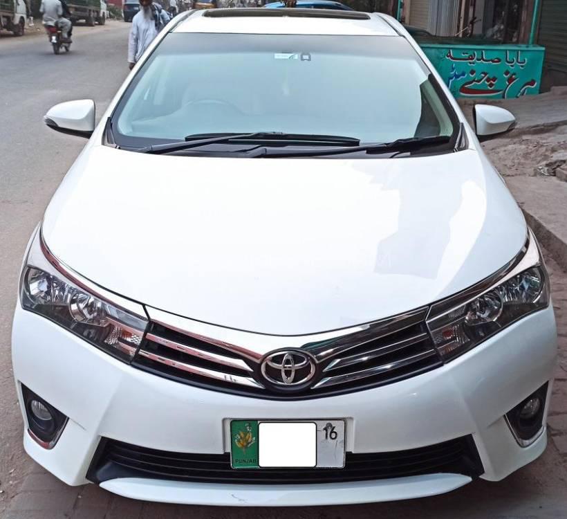 Toyota Corolla 2016 for Sale in Lahore Image-1