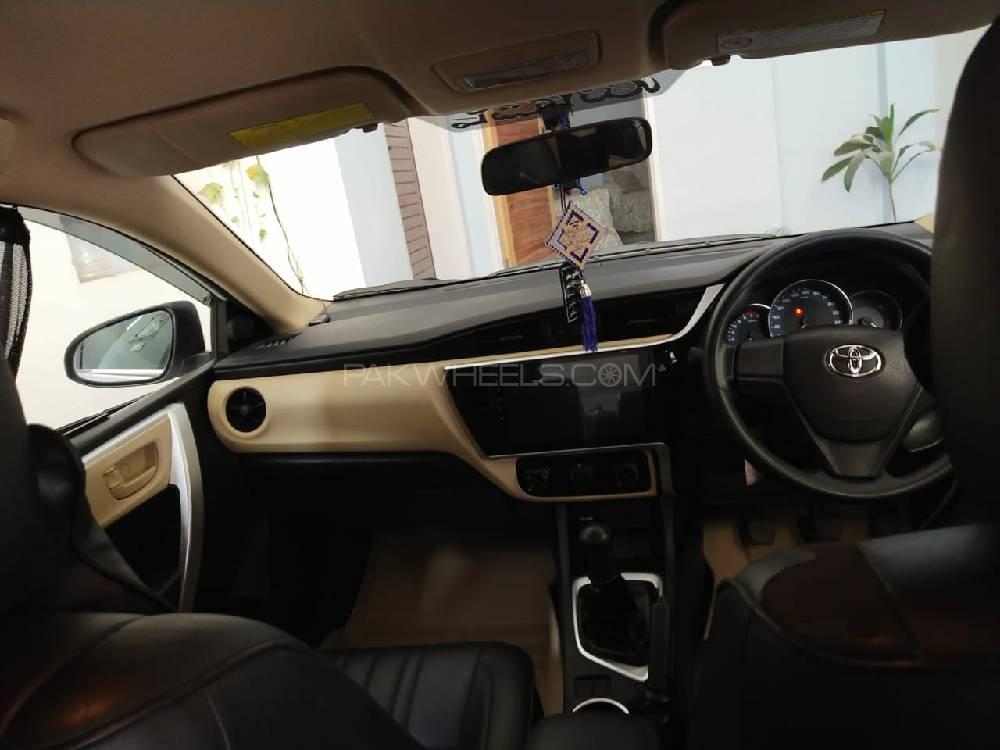 Toyota Corolla 2019 for Sale in Faisalabad Image-1