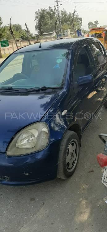 Toyota Vitz 2001 for Sale in Peshawar Image-1