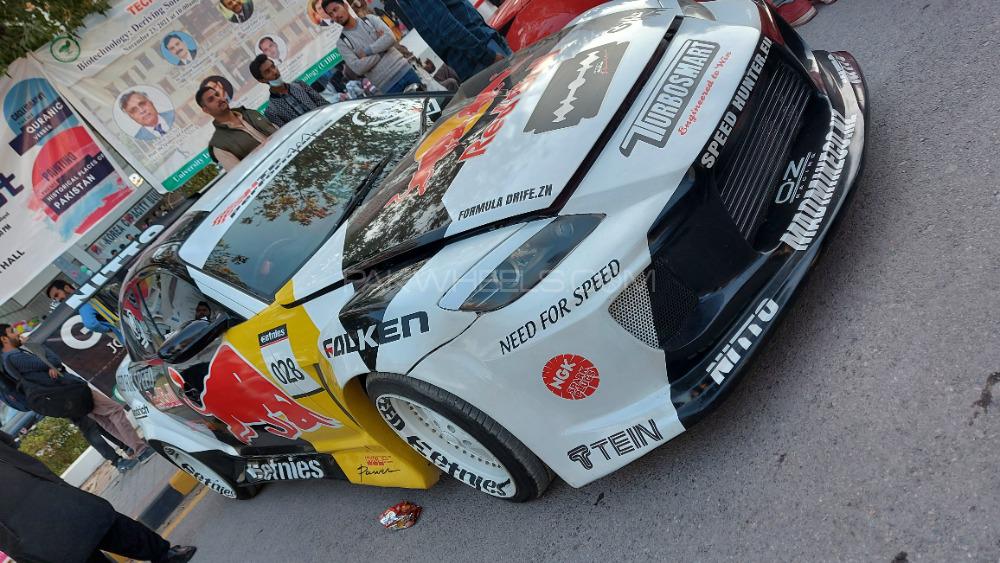 Mazda RX8 - 2005  Mazda RX8 - 2005  Image-2