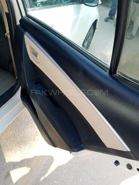 Toyota Corolla 2016 for Sale in Rahim Yar Khan Toyota Corolla 2016 for Sale in Rahim Yar Khan Image-9