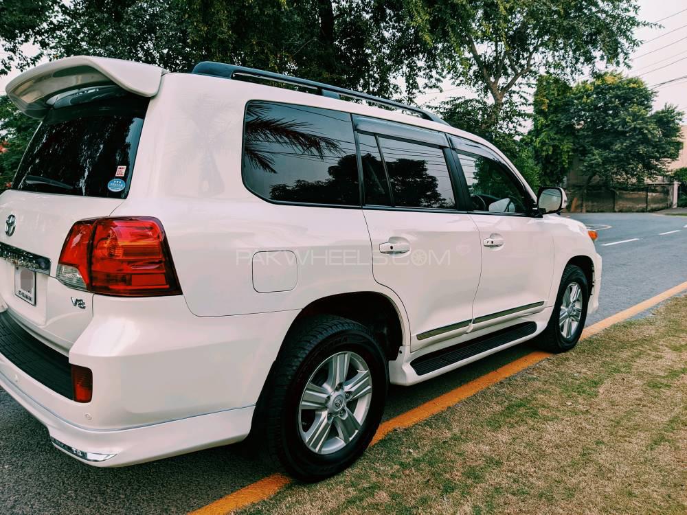 Toyota Land Cruiser 2013 for Sale in Lahore Toyota Land Cruiser 2013 for Sale in Lahore Image-11