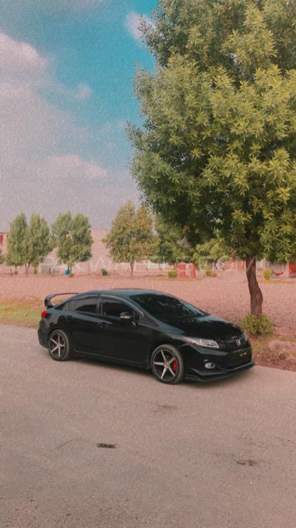 Honda Civic - 2013  Honda Civic - 2013  Image-2