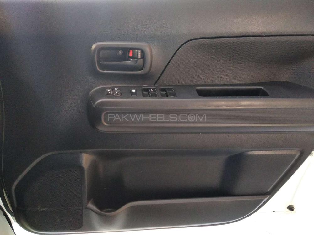 Suzuki Wagon R 2017 for Sale in Karachi Suzuki Wagon R 2017 for Sale in Karachi Image-7